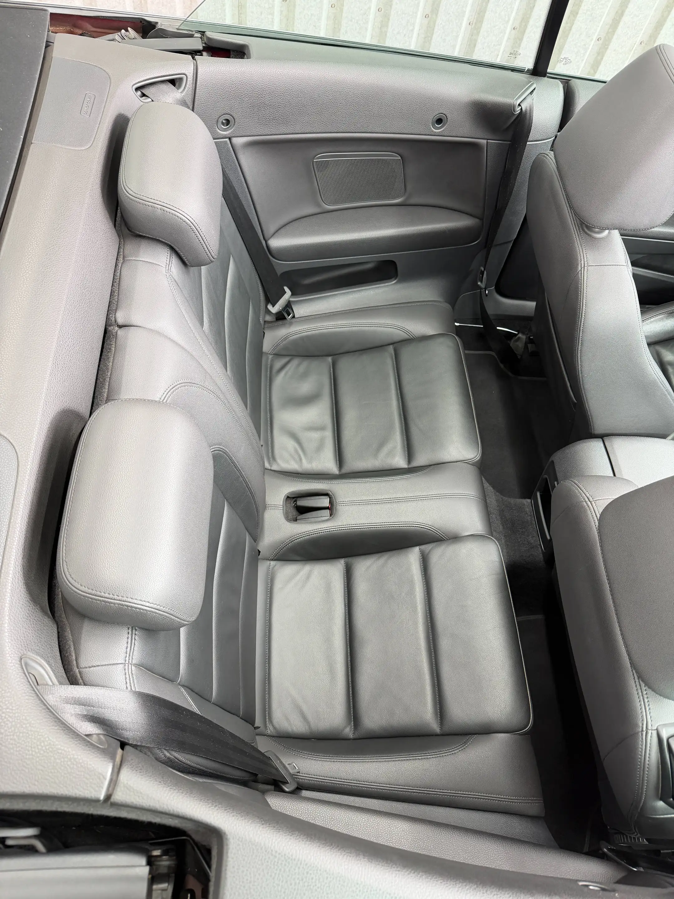 Volkswagen Golf Cabriolet Exclusive Led Leder PDC SHZ — photo 15