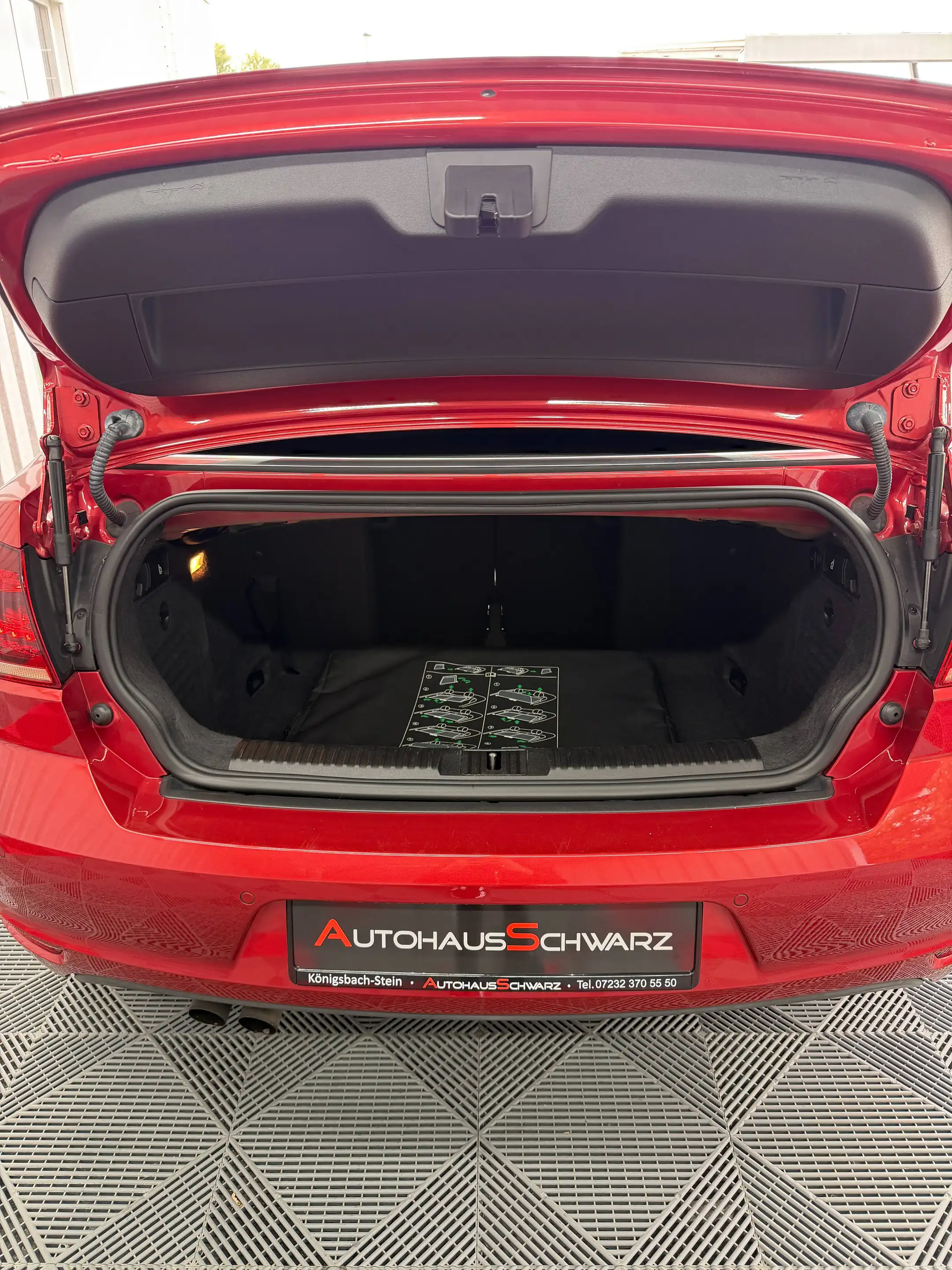 Volkswagen Golf Cabriolet Exclusive Led Leder PDC SHZ — photo 14