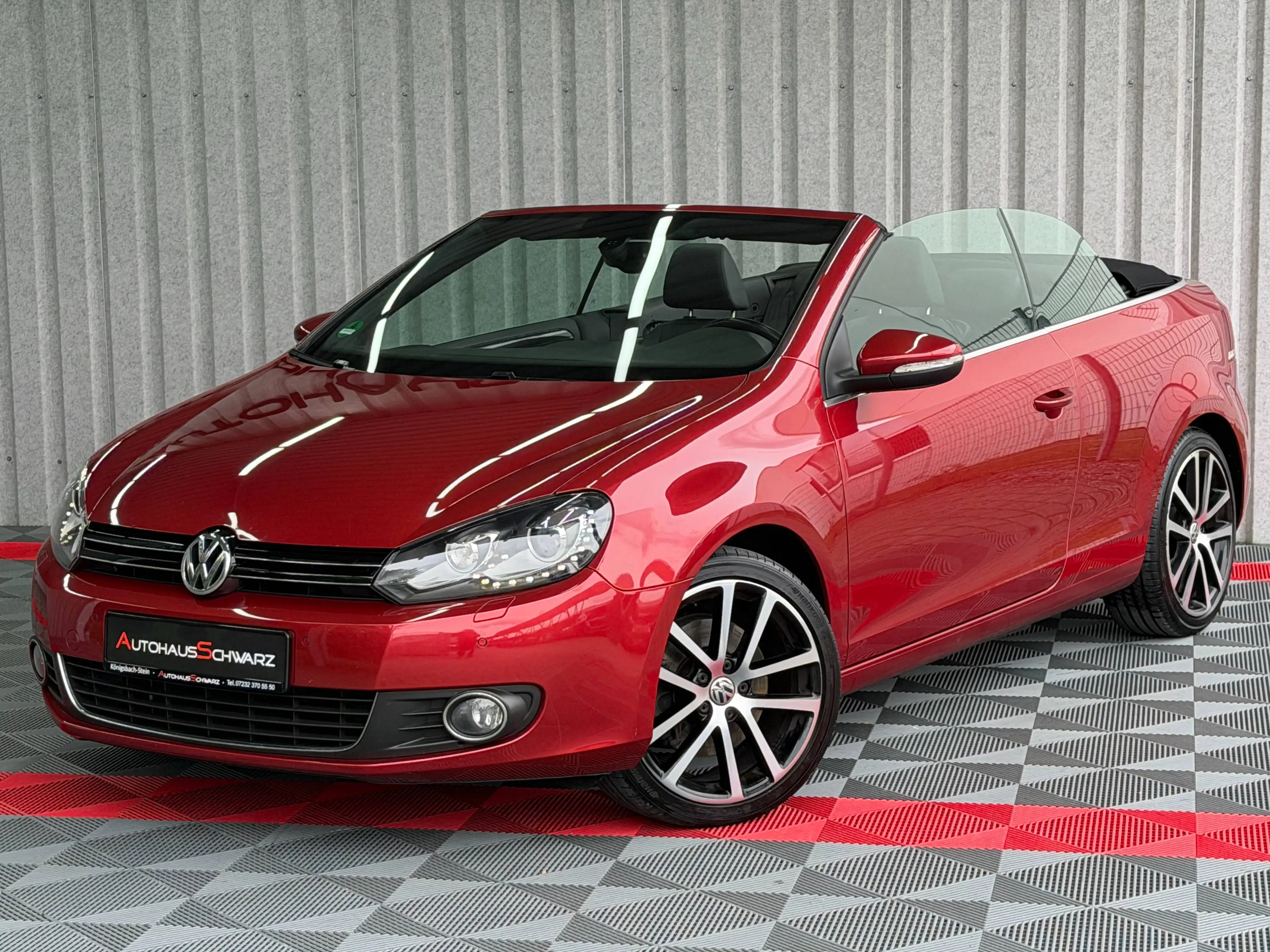 Volkswagen Golf Cabriolet Exclusive Led Leder PDC SHZ — photo 4