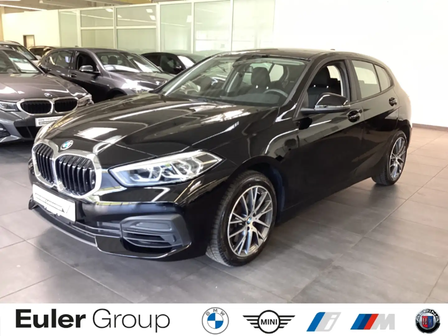 BMW 120 i A 5-Türer Navi LED SHZ DAB Klimaautom Lordose Zwart - 1