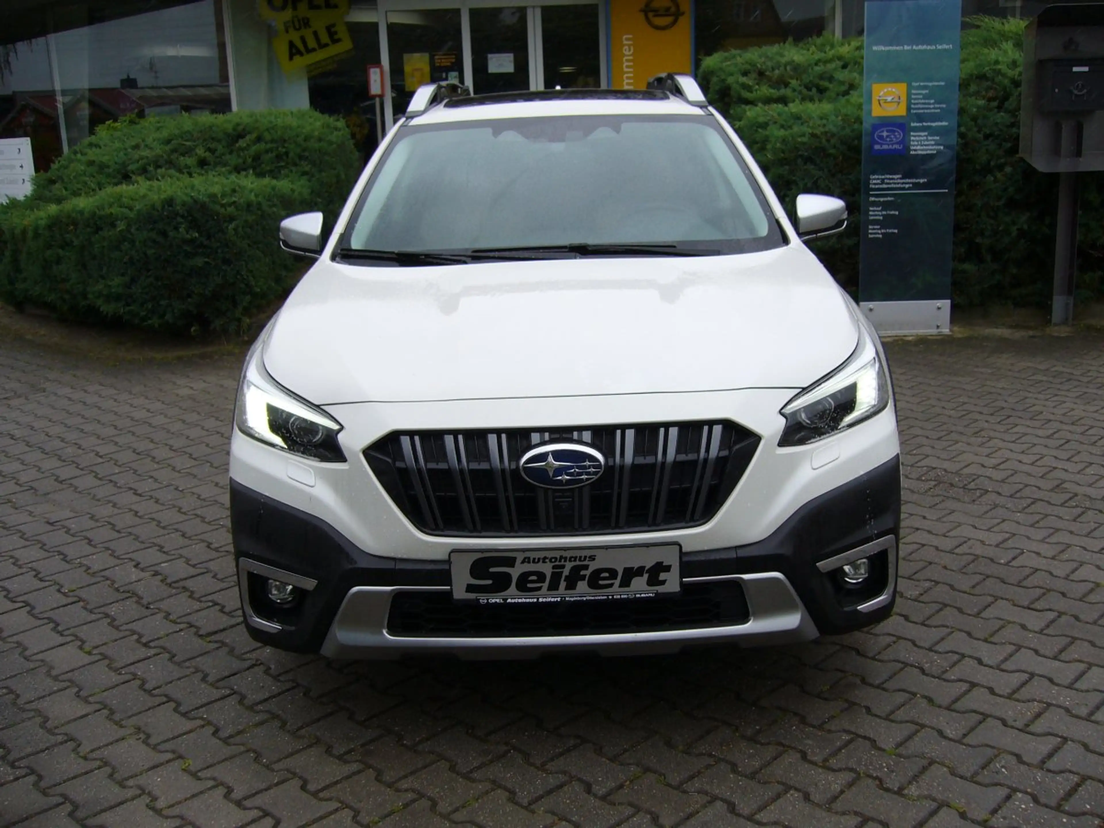Subaru OUTBACK 2.5i Platinum (EURO 6d)
