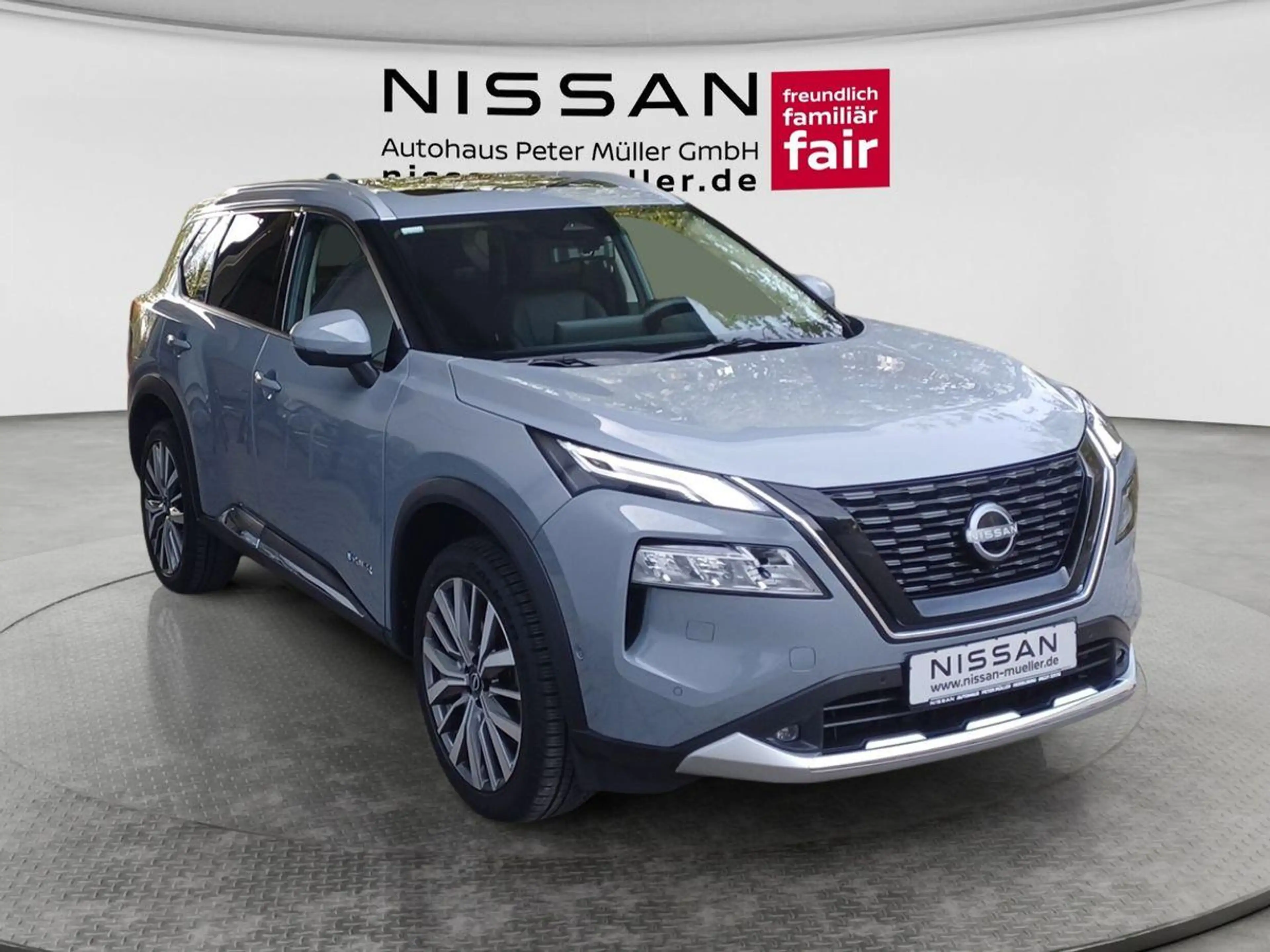 Nissan X-Trail 1.5 VC-T e-4ORCE 213 PS 4x4 Tekna+ 5 Sitze 20" — photo 7