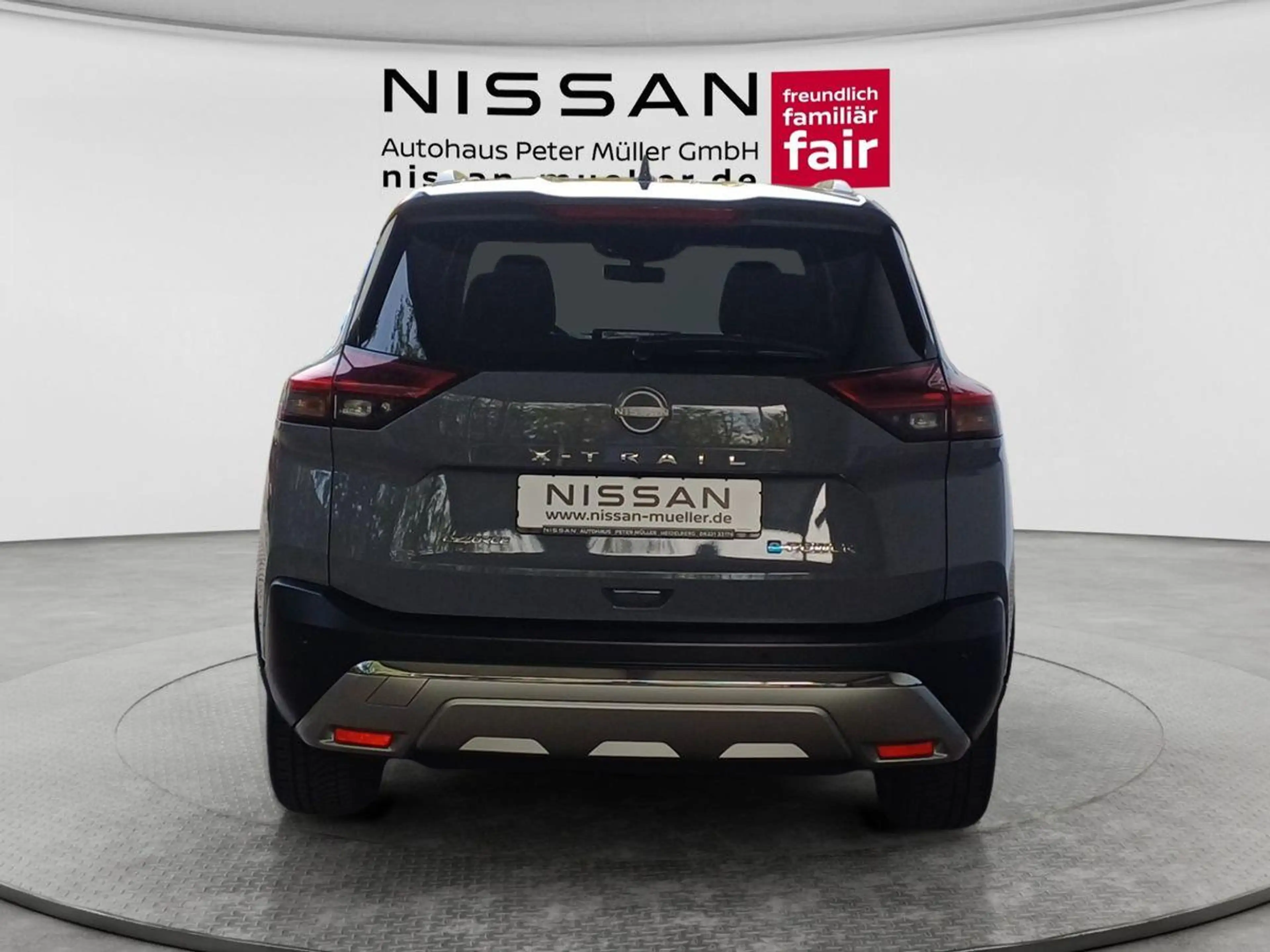Nissan X-Trail 1.5 VC-T e-4ORCE 213 PS 4x4 Tekna+ 5 Sitze 20" — photo 4