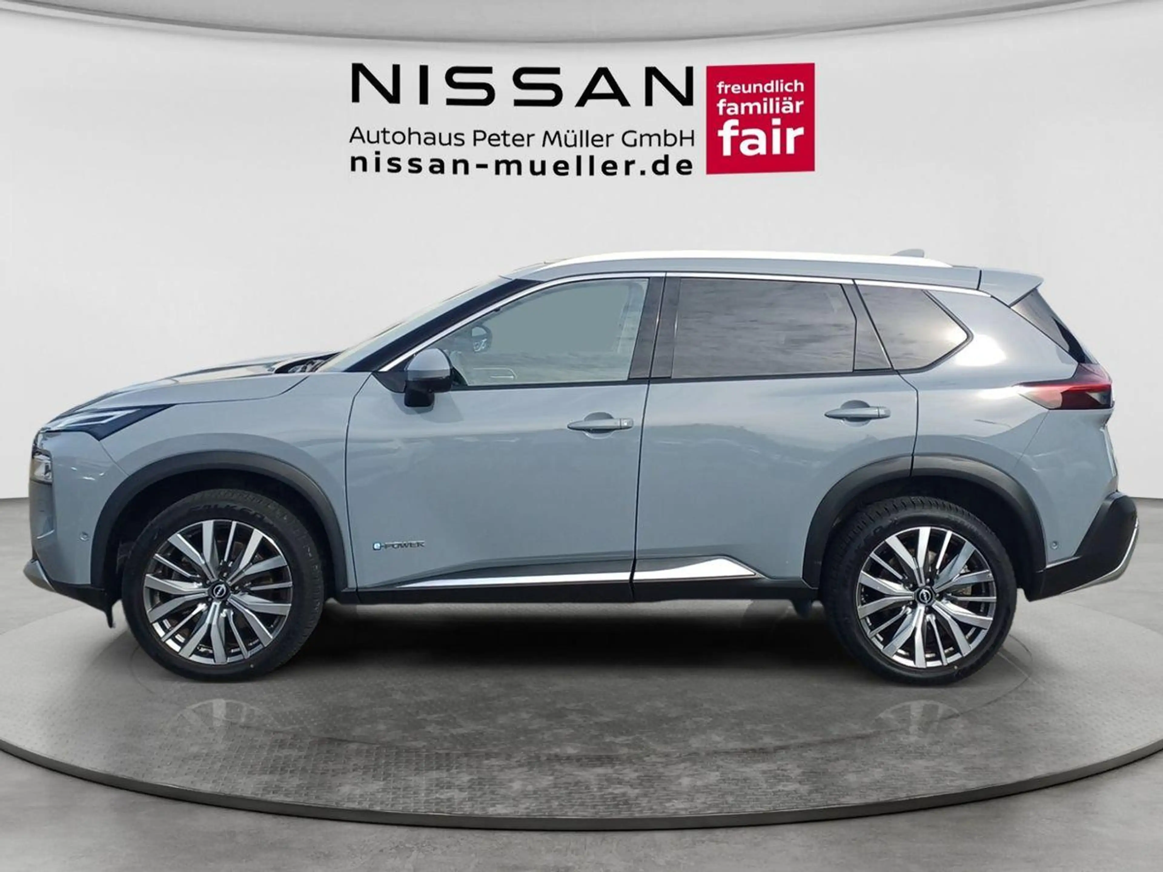 Nissan X-Trail 1.5 VC-T e-4ORCE 213 PS 4x4 Tekna+ 5 Sitze 20" — photo 2