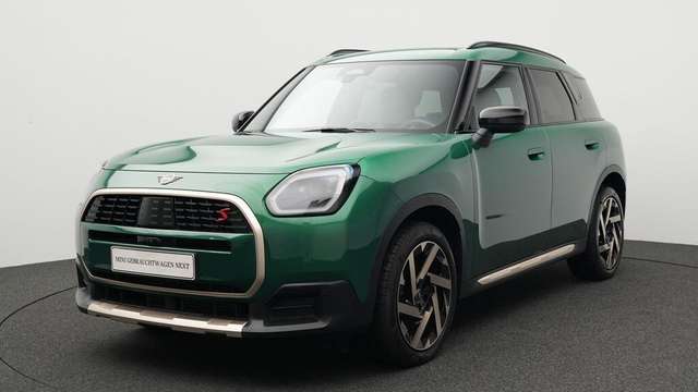 Imagine MINI Countryman S All4 Favoured Trim