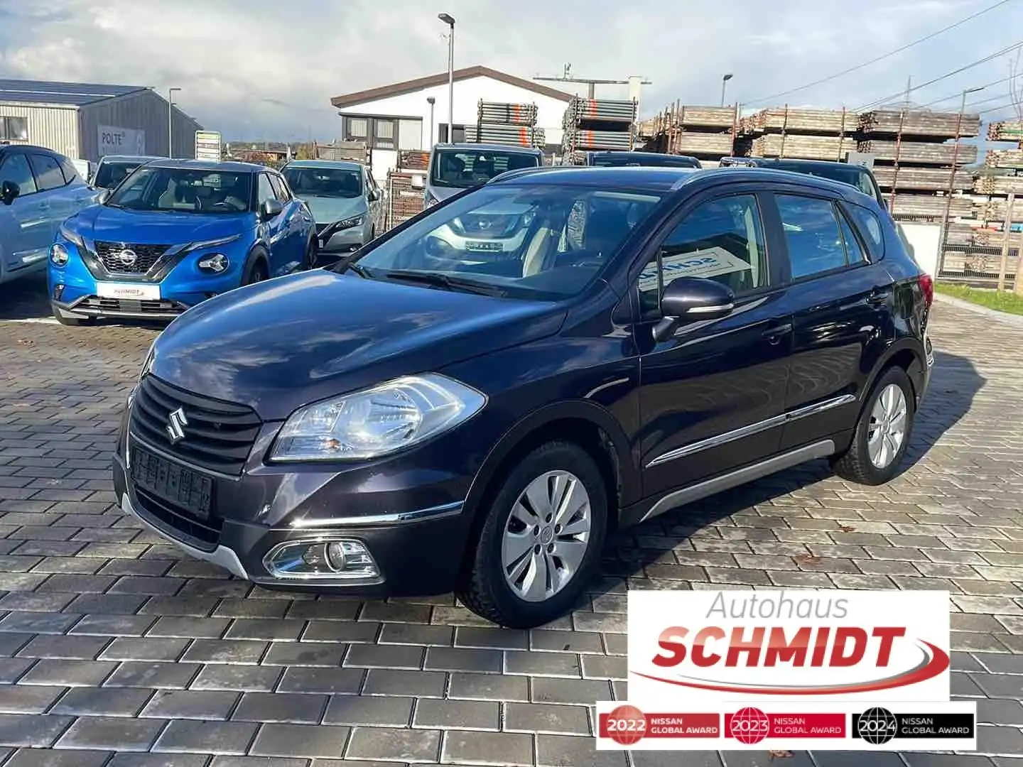 Suzuki SX4 S-Cross 1.6 Club Schwarz - 1