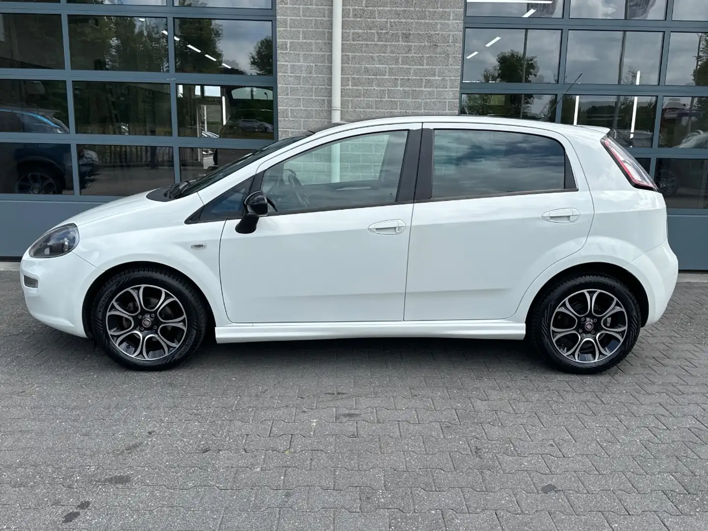 Fiat Punto Evo 0.9 TwinAir Racing White - 2