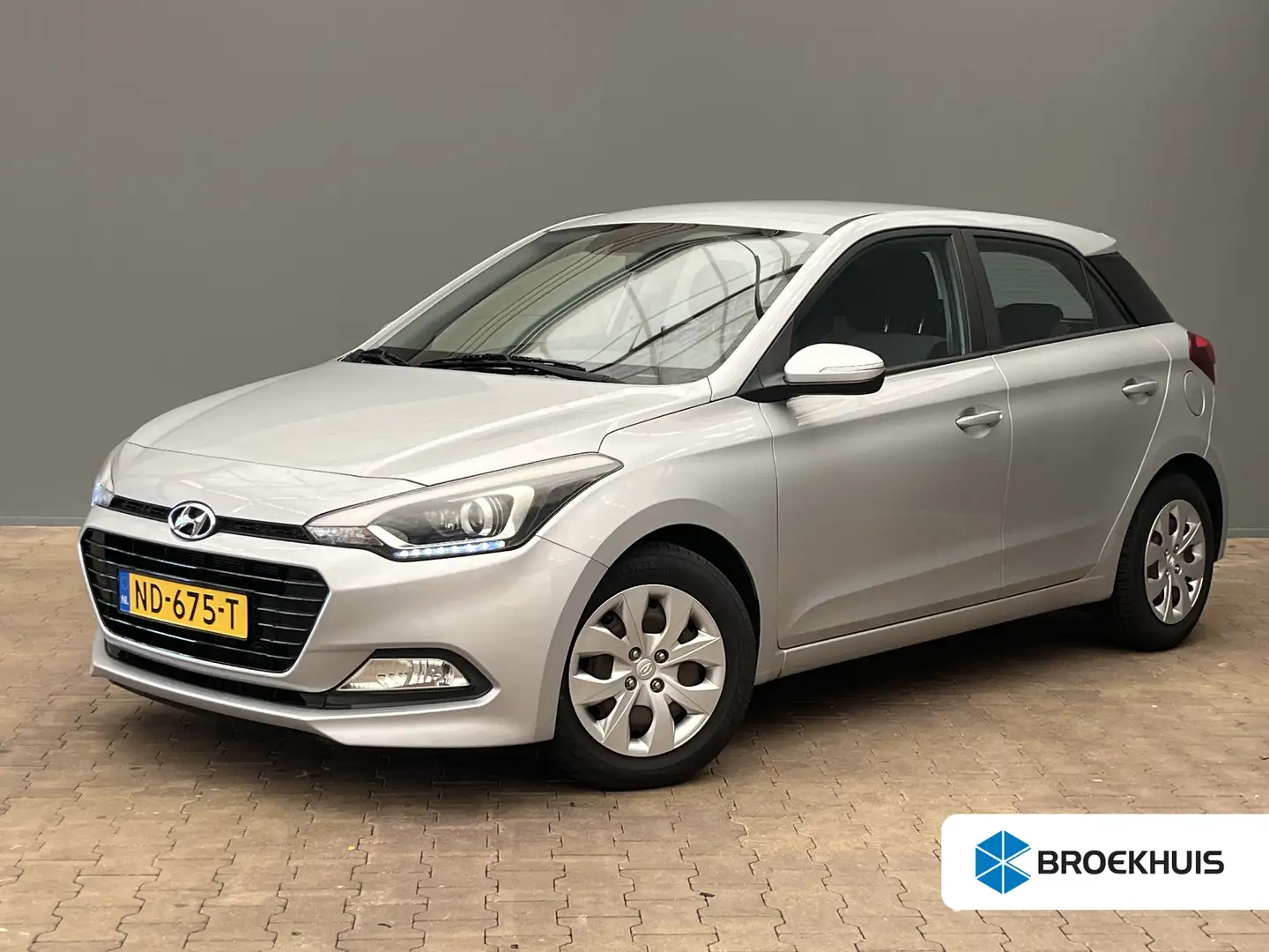 Hyundai i20 1.0 T-GDI Comfort | Achteruitrijcamera | Airco (au Grijs - 1