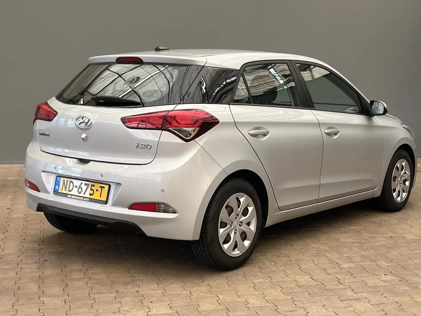 Hyundai i20 1.0 T-GDI Comfort | Achteruitrijcamera | Airco (au Grijs - 2