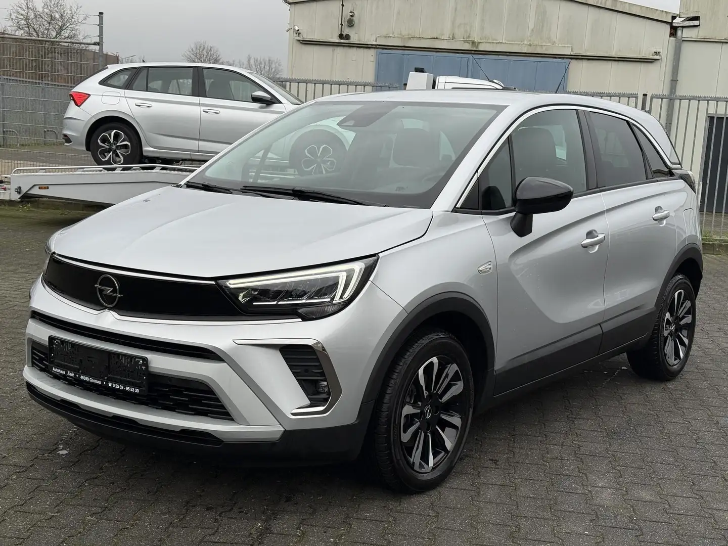 Opel Crossland Crossland 1.2 Turbo Elegance*LED*NAVI*KAMERA*PDC Silber - 2