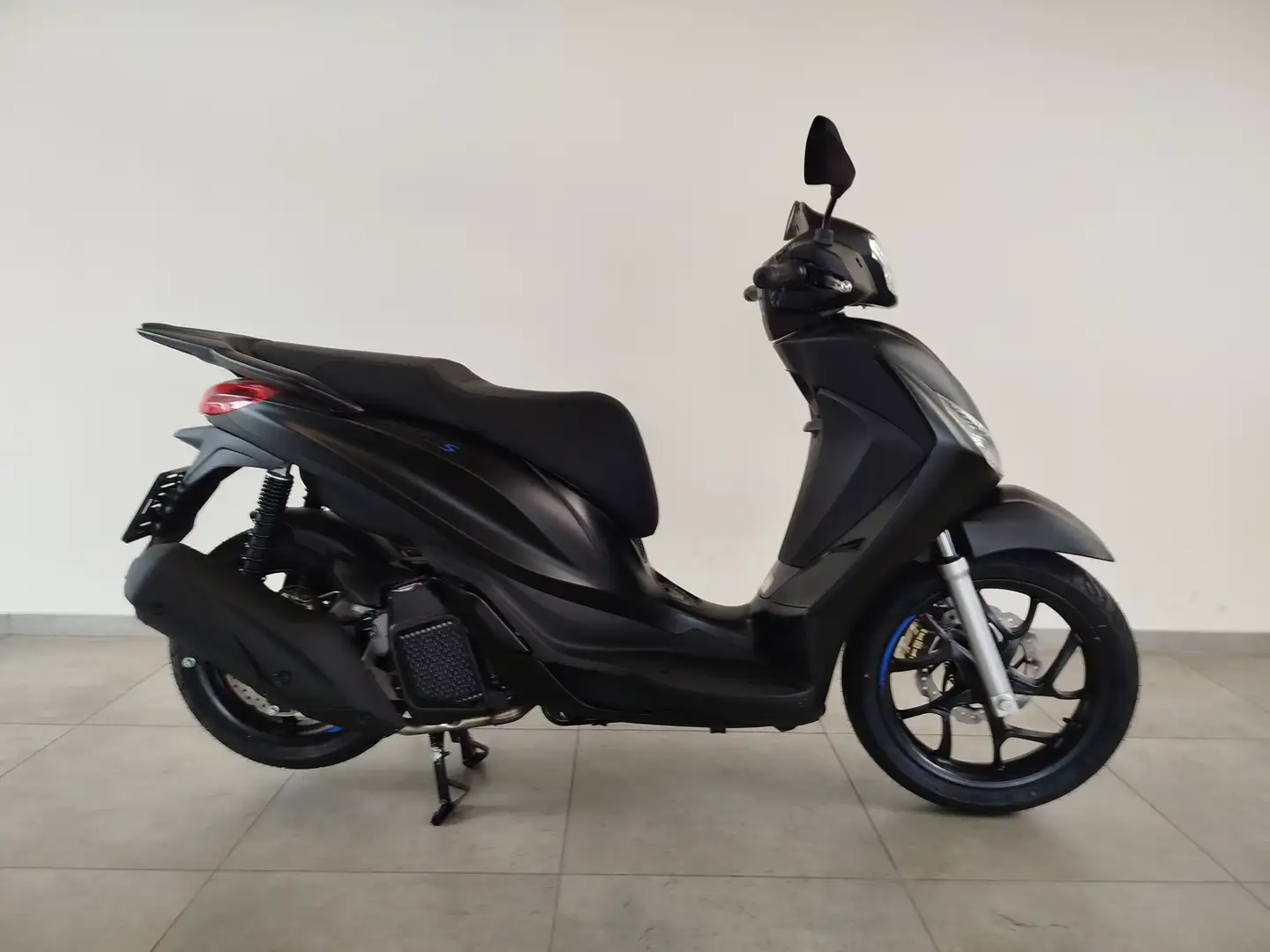 Piaggio Medley 125 Noir - 1