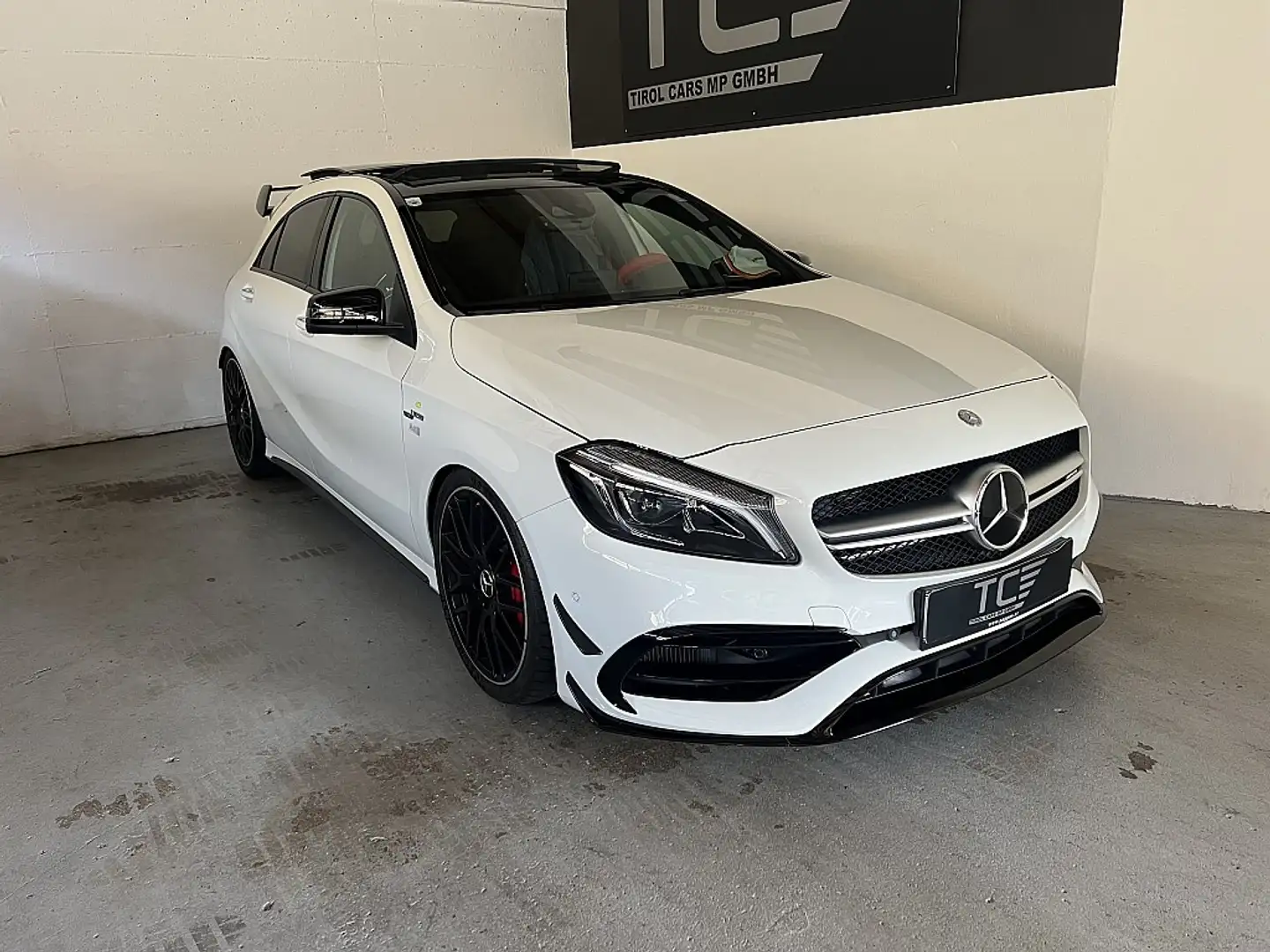 Mercedes-Benz A 45 AMG Performance Sitze, Pano, Voll, H&R, ... Weiß - 2