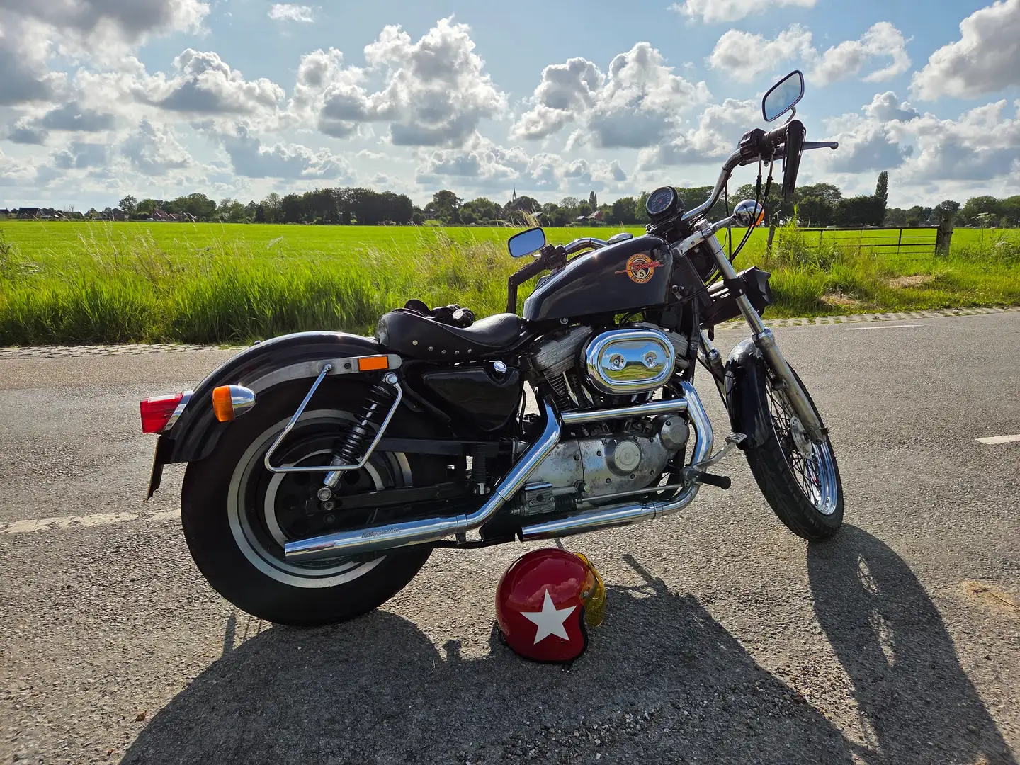 Harley-Davidson Sportster 883 Černá - 1