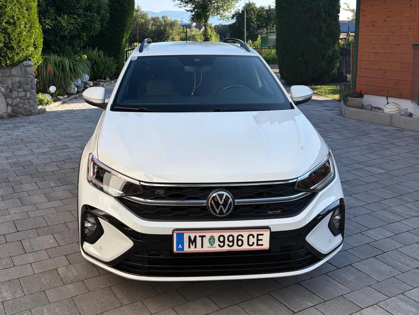 Volkswagen Taigo Taigo 1,0 TSI R-Line DSG Aut. R-Line Weiß - 2