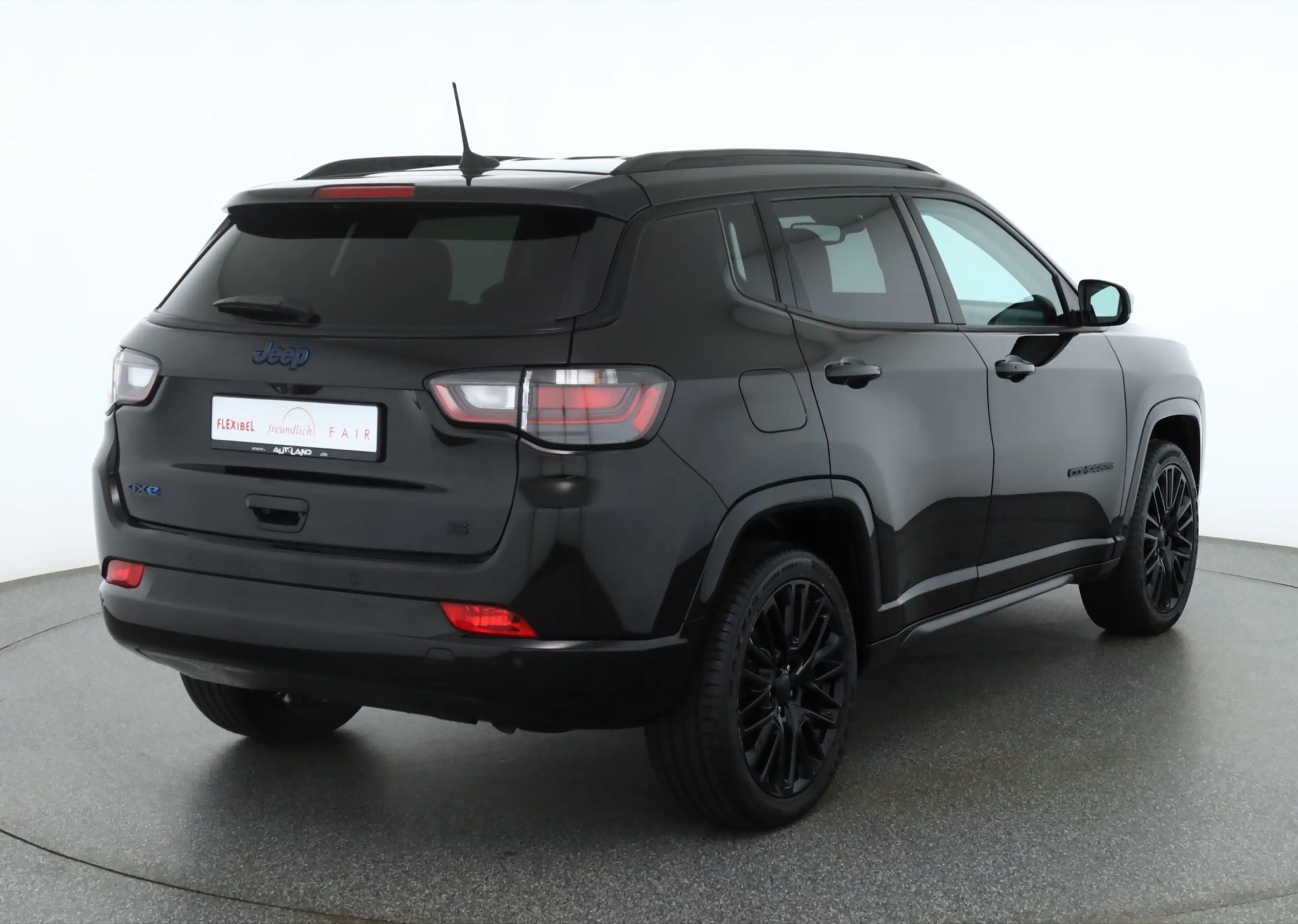Jeep Compass S 1.3 PHEV 4WD LED Navi ACC Kamera — photo 5
