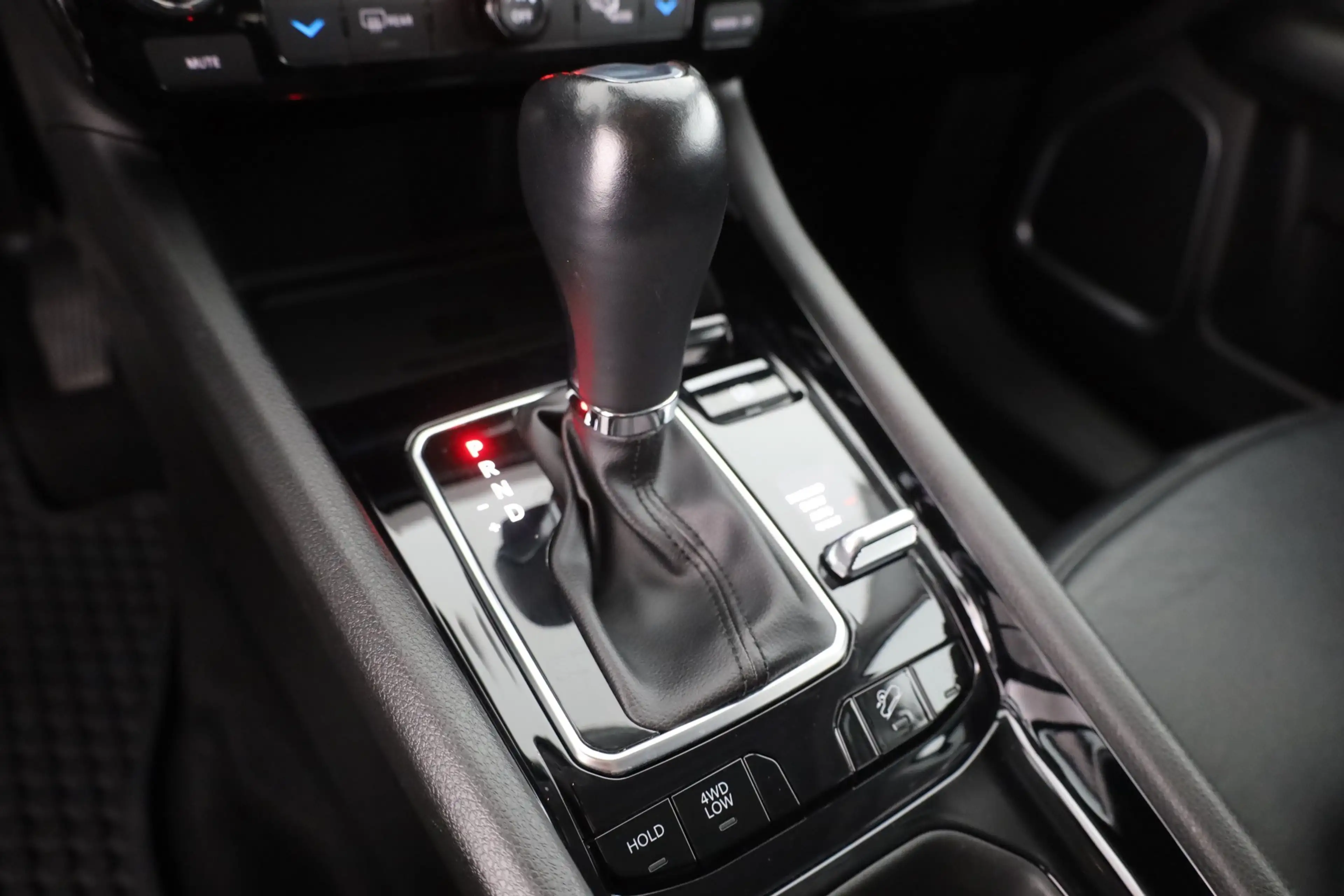 Jeep Compass S 1.3 PHEV 4WD LED Navi ACC Kamera — photo 13