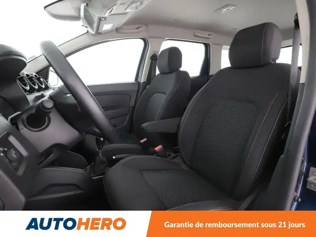 Dacia Duster view 10
