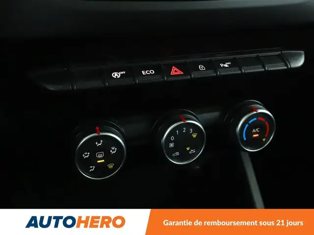 Dacia Duster view 25