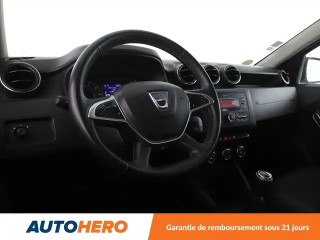 Dacia Duster view 11