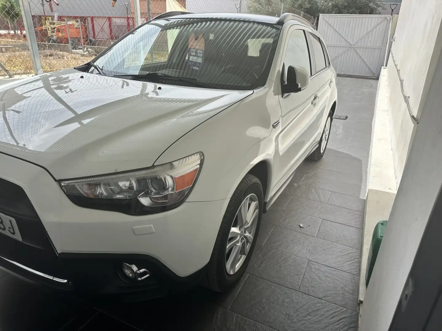 Mitsubishi ASX 200DI-D Kaiteki 4WD Blanco - 2