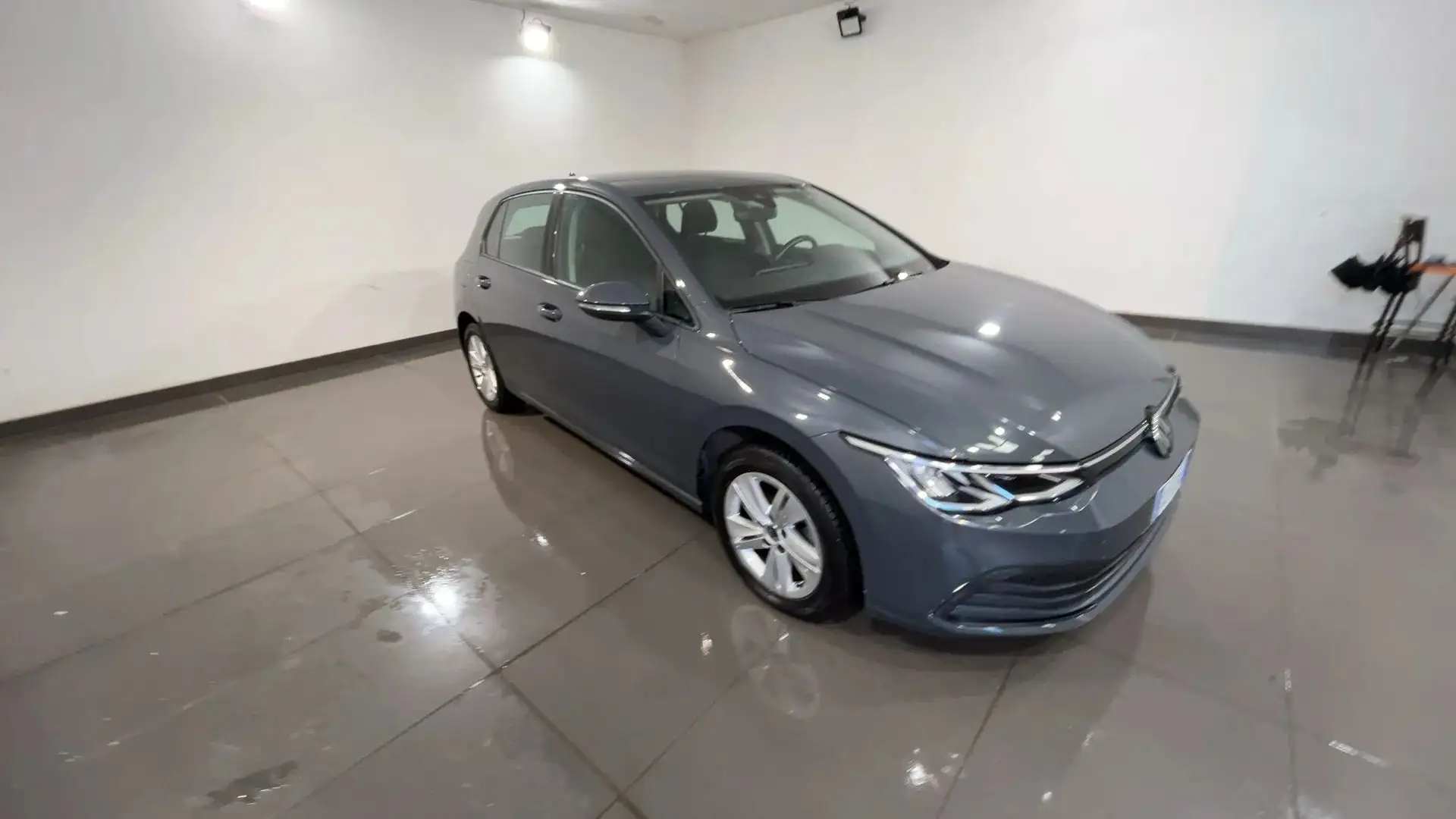 Volkswagen Golf Golf 1.0 tsi evo Life 110cv Gris - 1