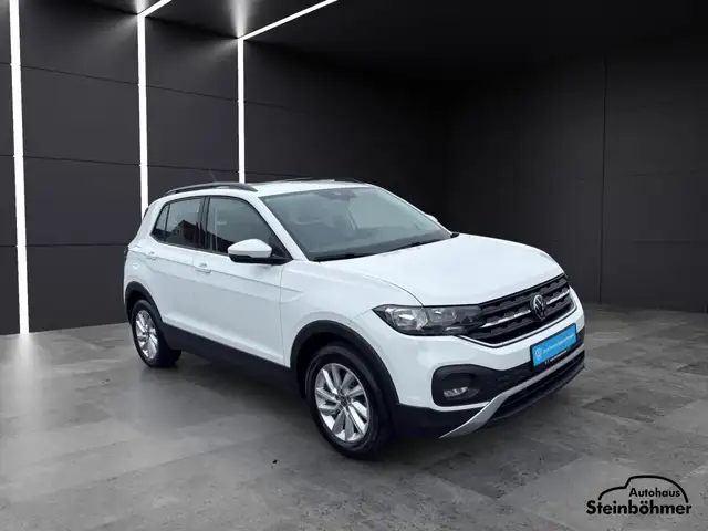 Volkswagen T-Cross view 10