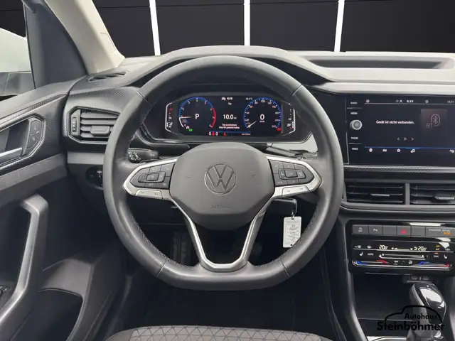 Volkswagen T-Cross view 19