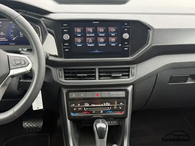 Volkswagen T-Cross view 23