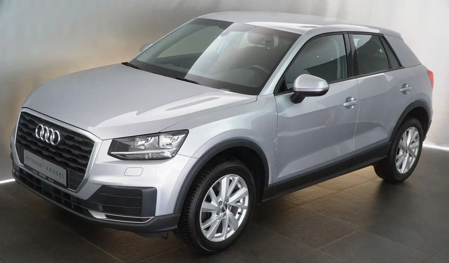 Audi Q2 Allwetterreifen!110kW! Grau - 2