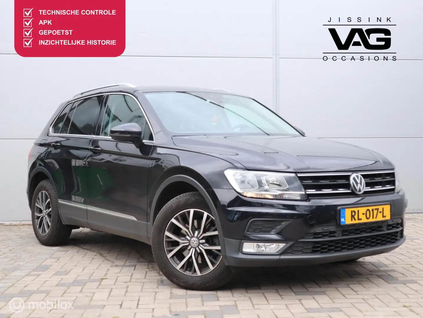 Volkswagen Tiguan 1.4 TSI Comfortline Automaat Trekhaak Camera Zwart - 1