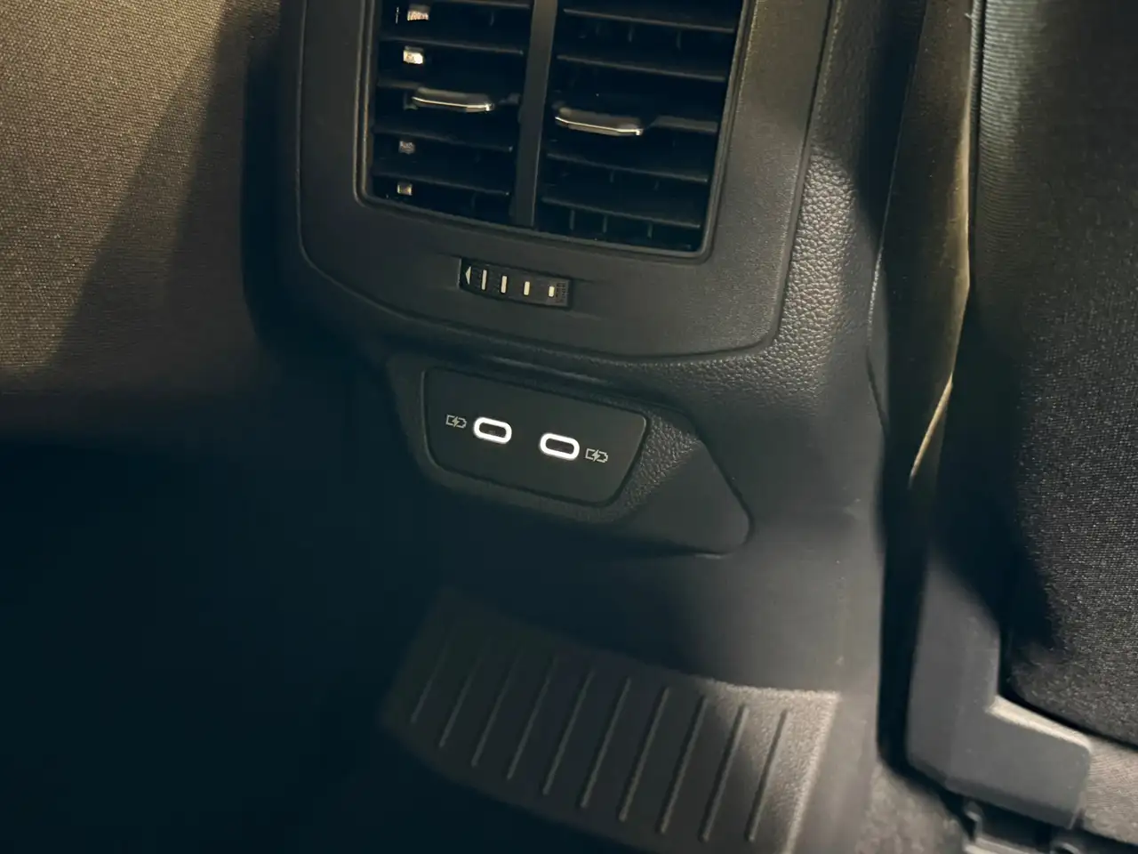 Volkswagen T-Roc 1.5 TSI Life AUTOMAAT LED DEALER ONDERHOUDEN STOEL, миниатюра 14
