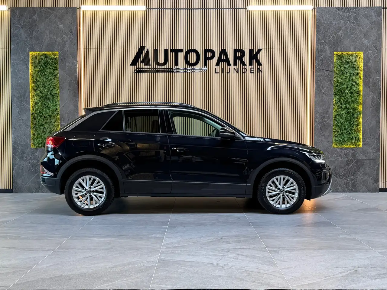 Volkswagen T-Roc 1.5 TSI Life AUTOMAAT LED DEALER ONDERHOUDEN STOEL, миниатюра 6