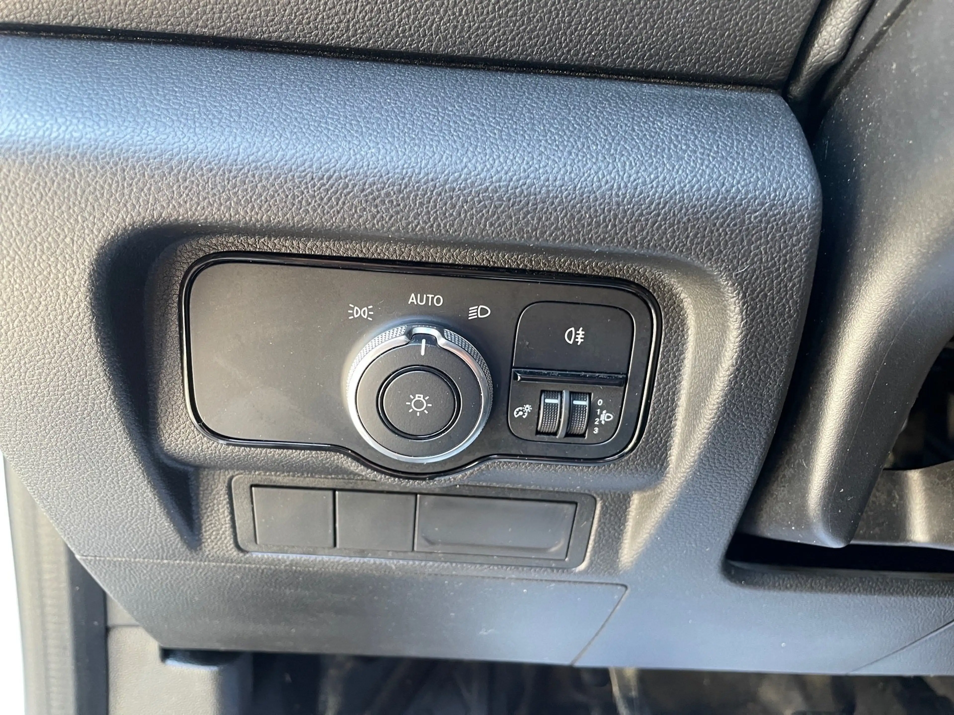 Mercedes-Benz Citan 110 CDI Kasten BASE Standard Radio — photo 11