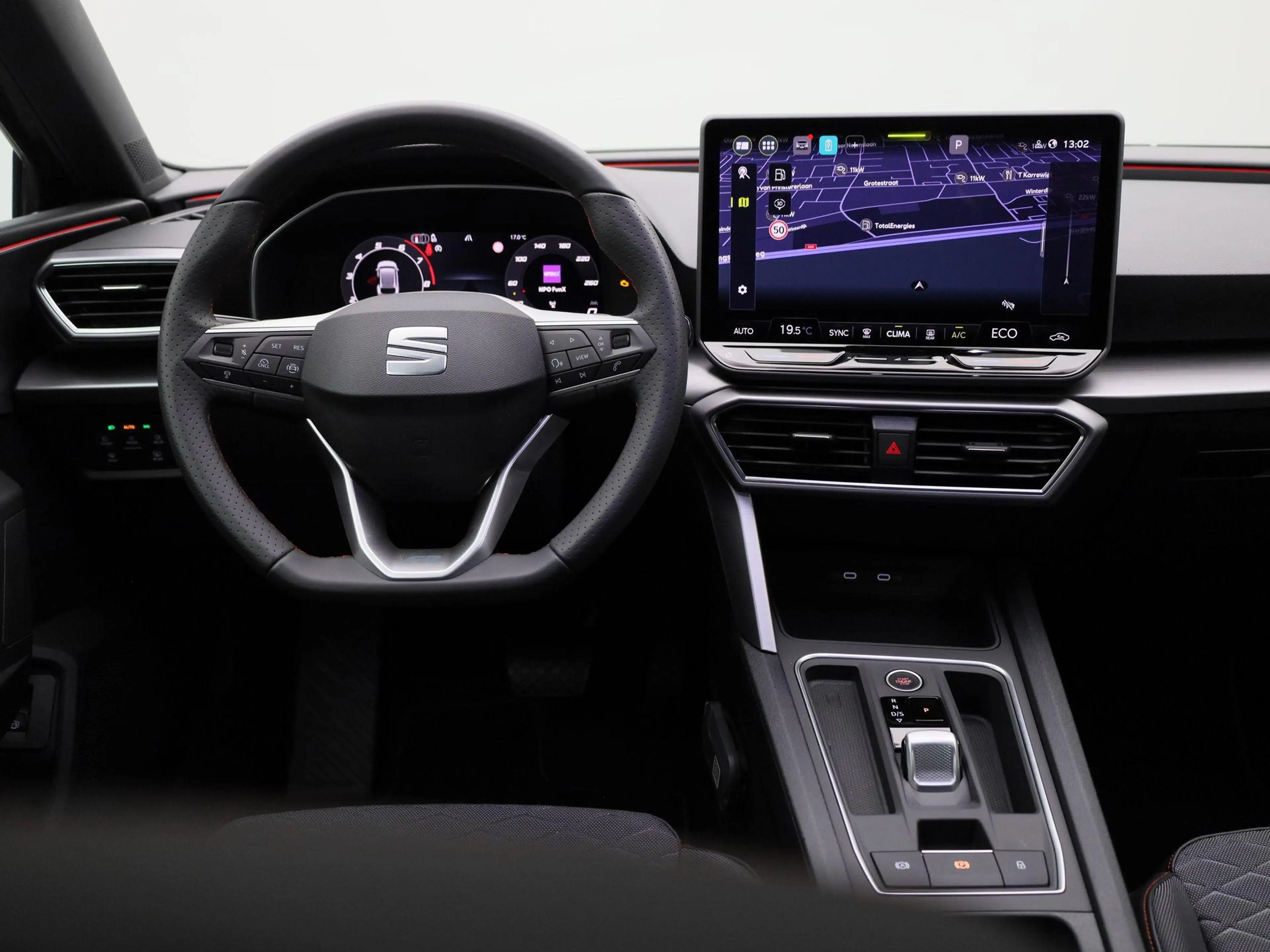 SEAT Leon e-Hybrid Sportstourer 1.5 TSI FR PHEV First Edition 204 PK — photo 7