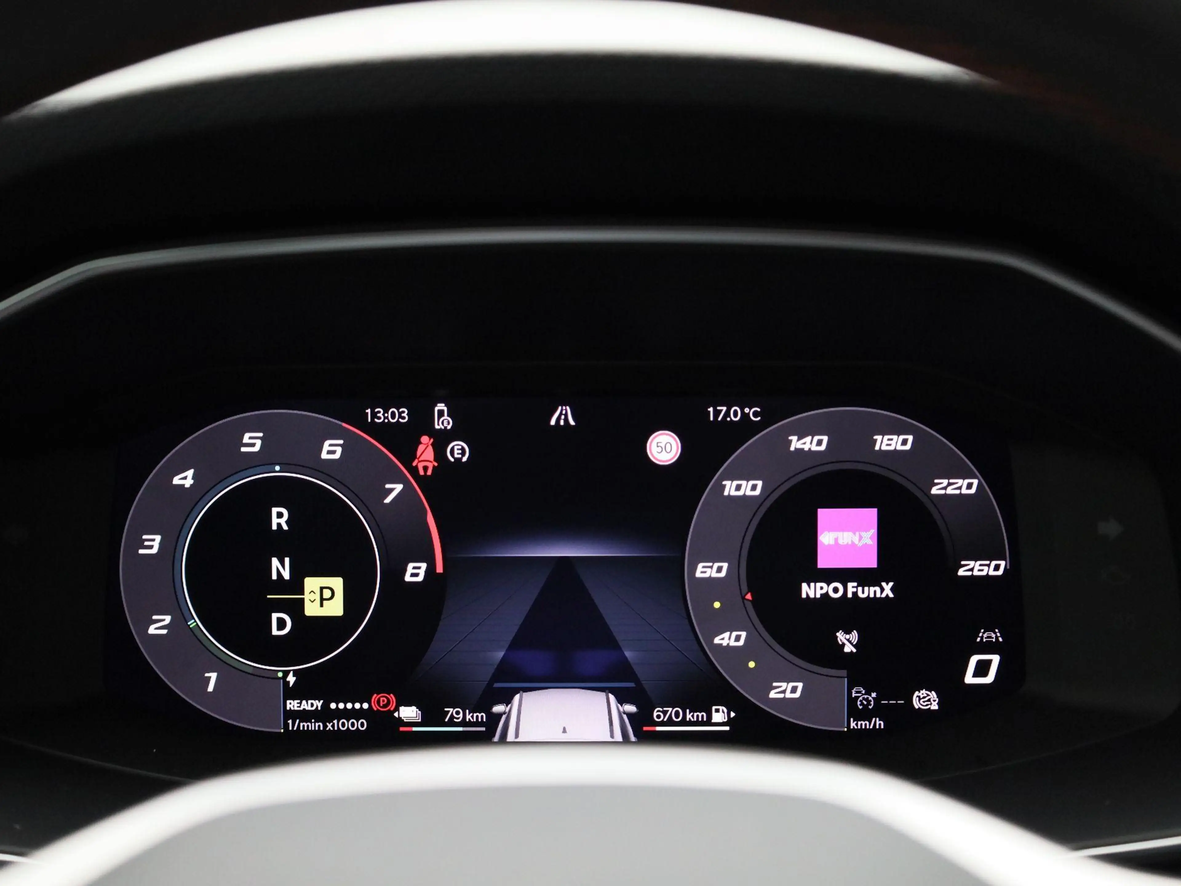 SEAT Leon e-Hybrid Sportstourer 1.5 TSI FR PHEV First Edition 204 PK — photo 15