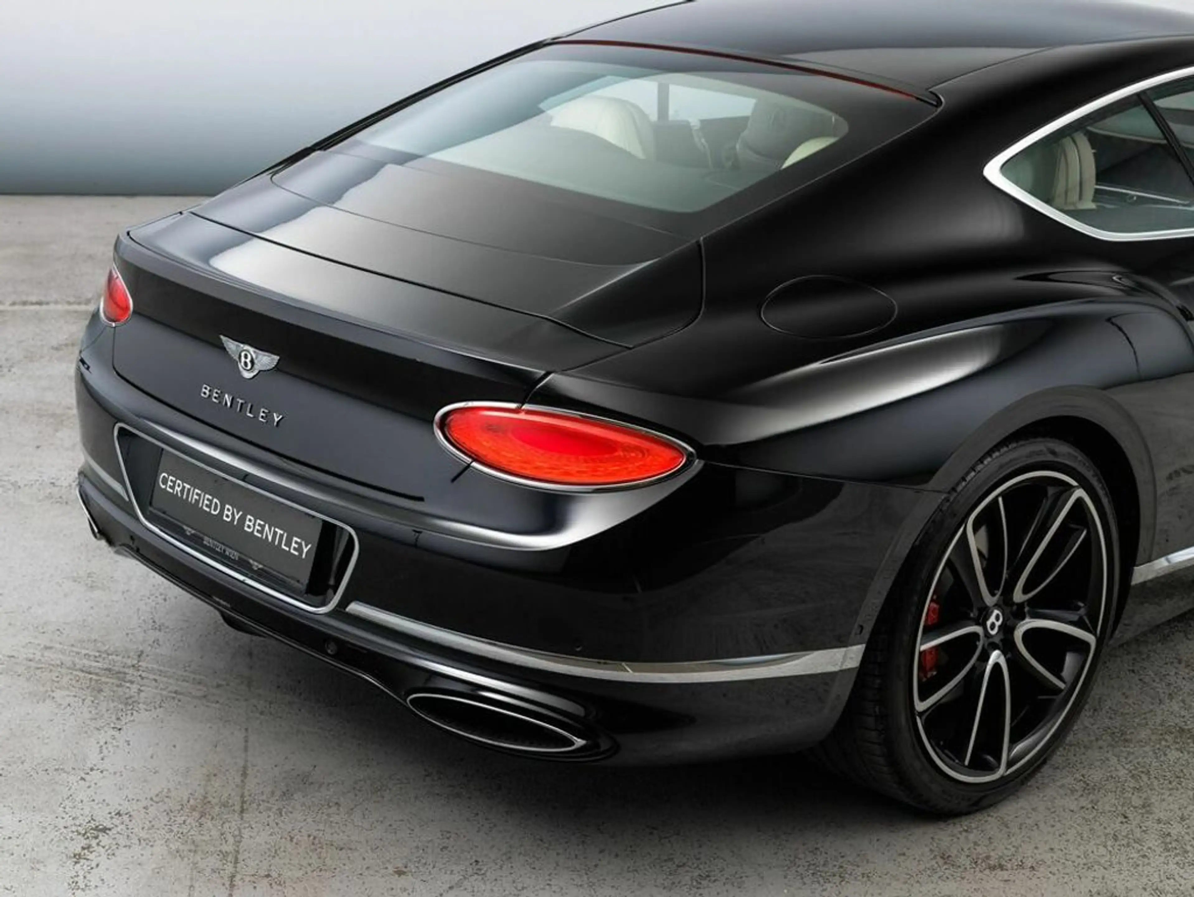 Bentley Continental GT First Edition W12 — photo 11