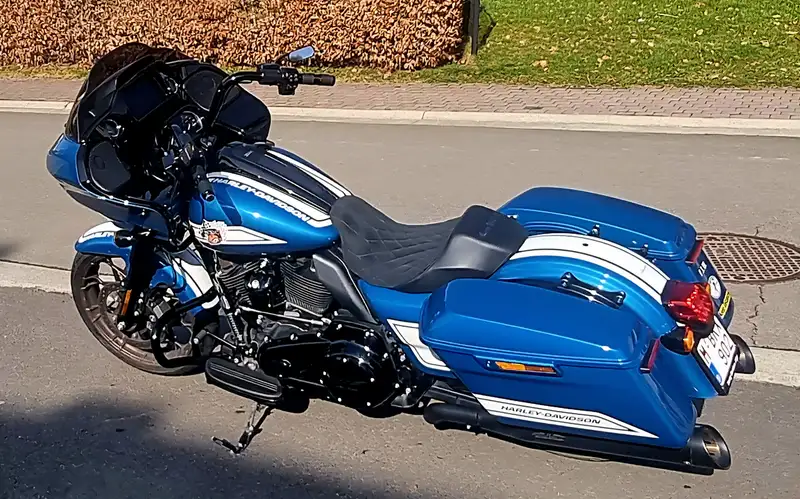 Harley-Davidson Road Glide - foto 3