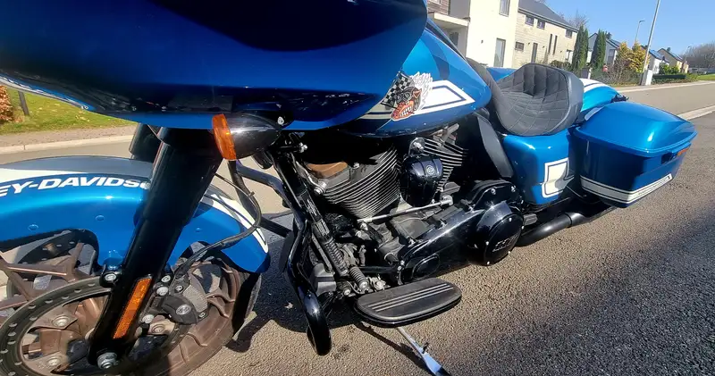 Harley-Davidson Road Glide - foto 6