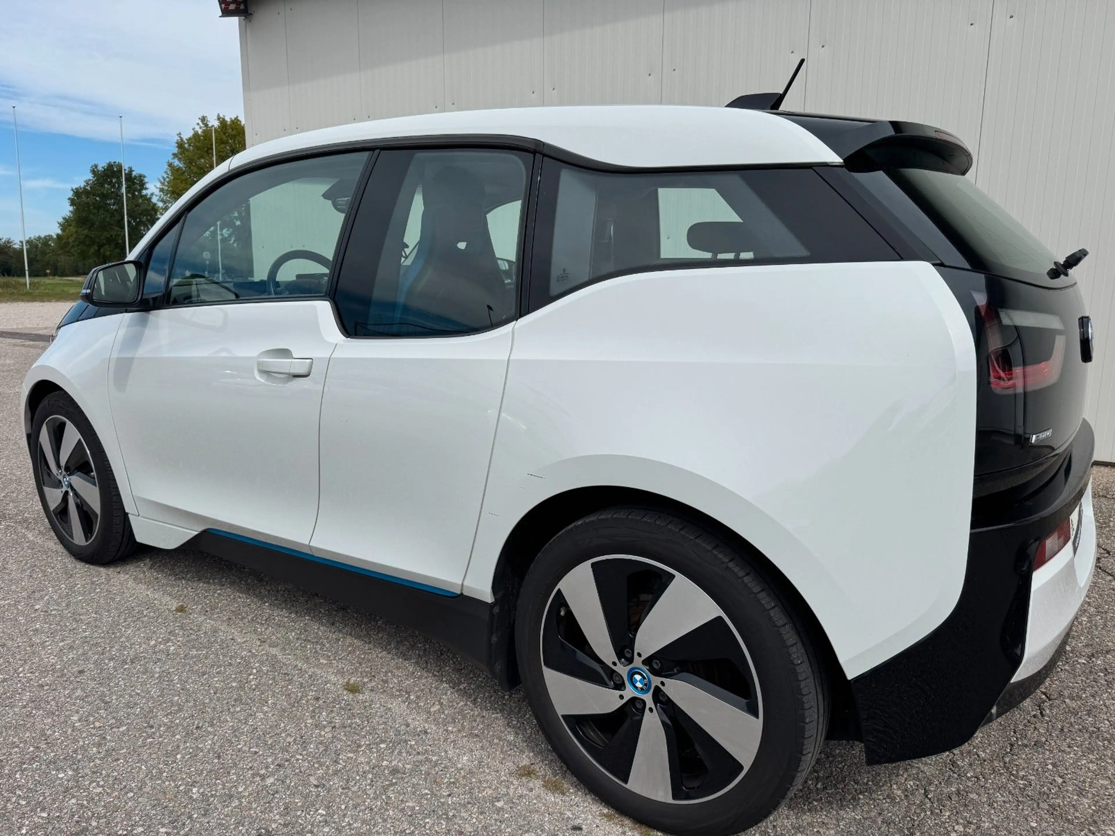 BMW i3 REX *NAVI*LED*SHZ*PDC* — photo 5