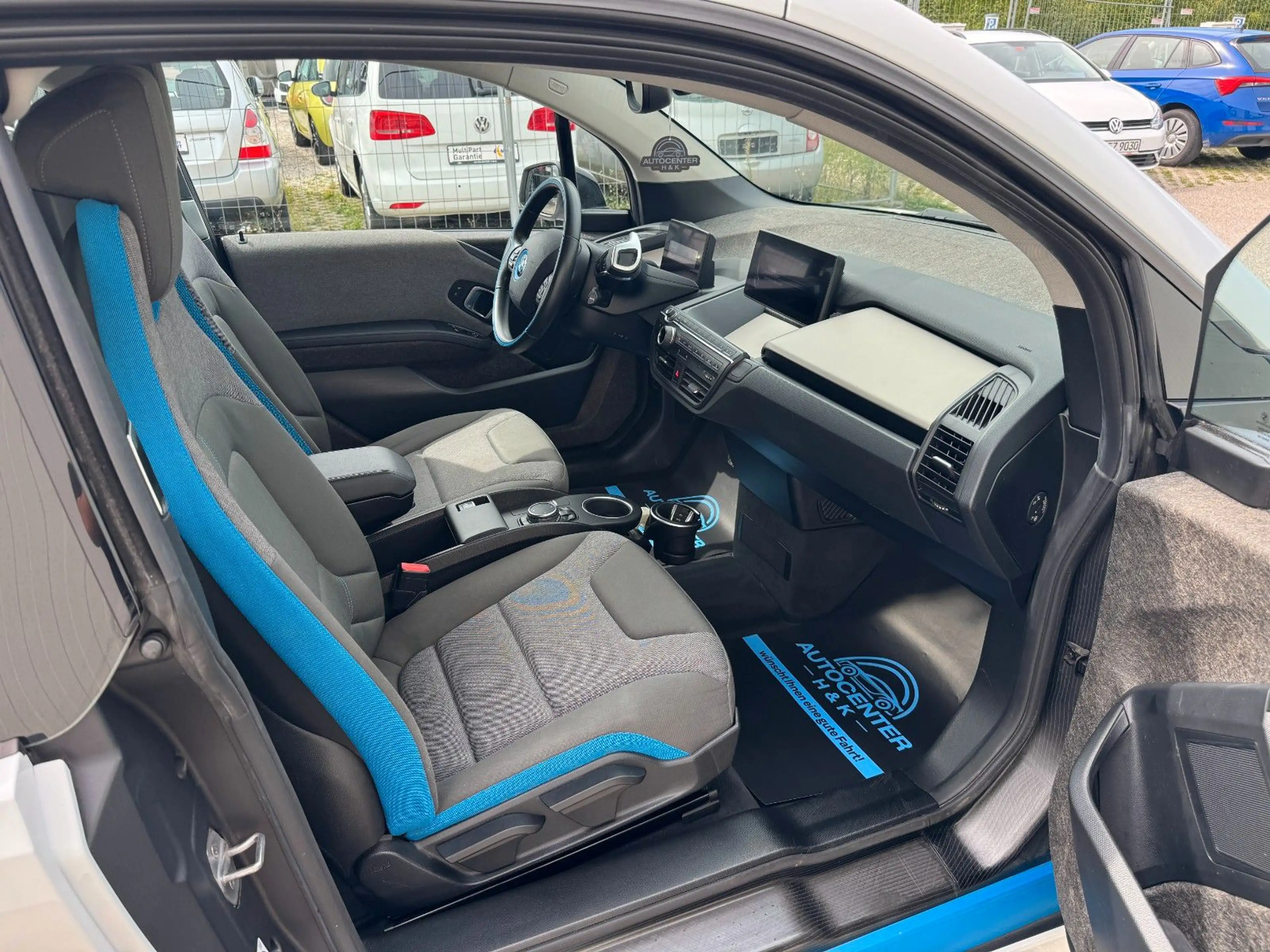 BMW i3 REX *NAVI*LED*SHZ*PDC* — photo 12