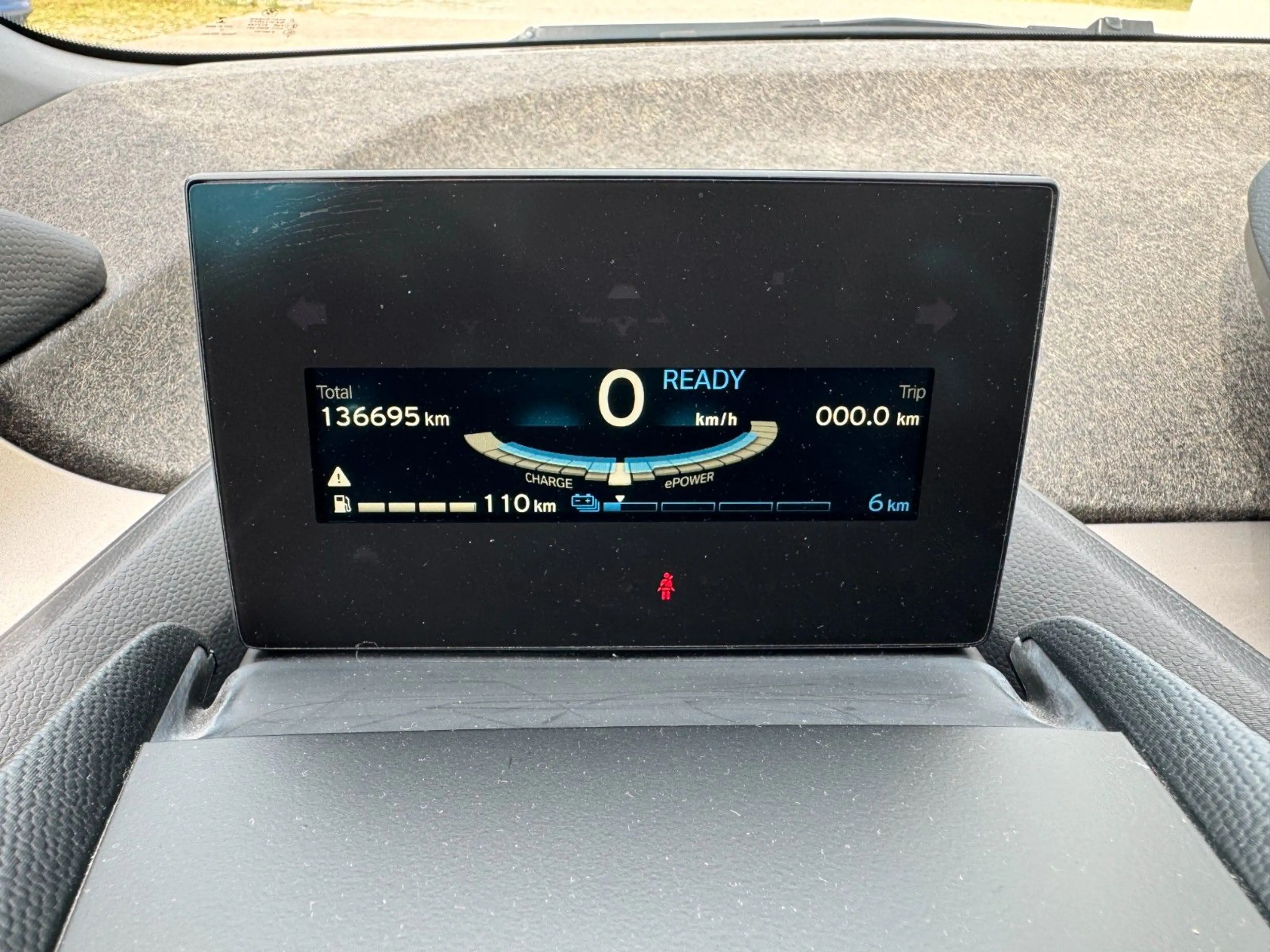 BMW i3 REX *NAVI*LED*SHZ*PDC* — photo 9