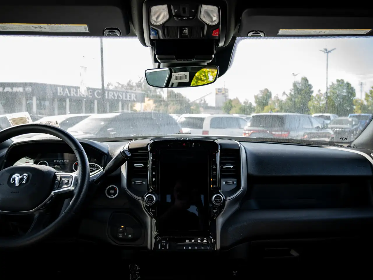 RAM 3500 снимка RAM 3500
