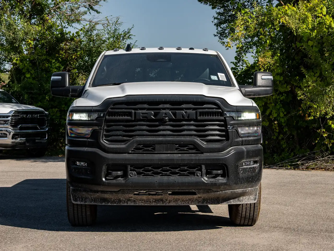 RAM 3500 снимка RAM 3500