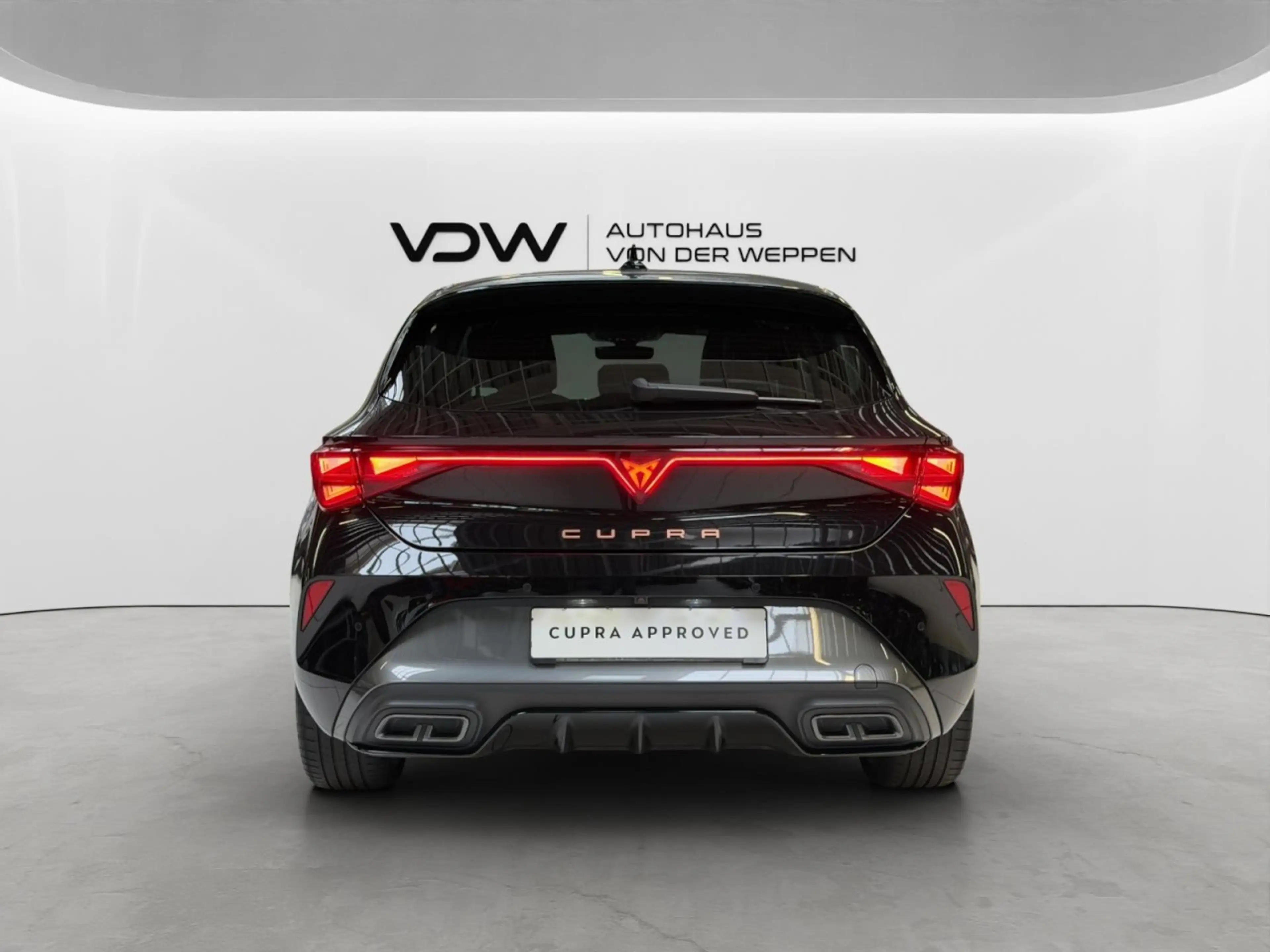 CUPRA Leon 1.5 eTSI Kamera, SHZ, ACC, LED Klima — photo 6