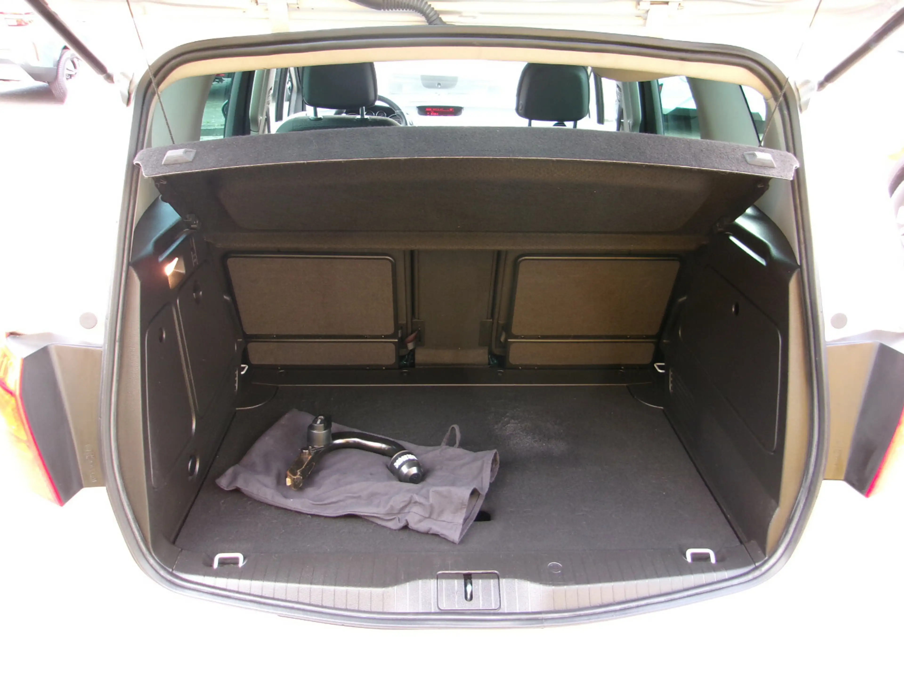 Opel Meriva Drive AHK Szhzg — photo 13