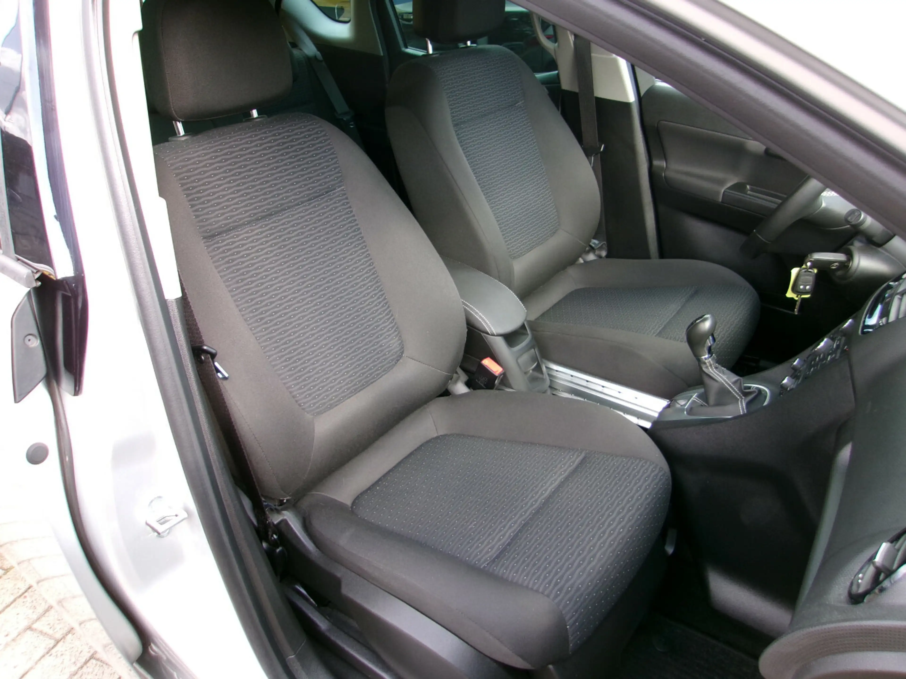 Opel Meriva Drive AHK Szhzg — photo 17