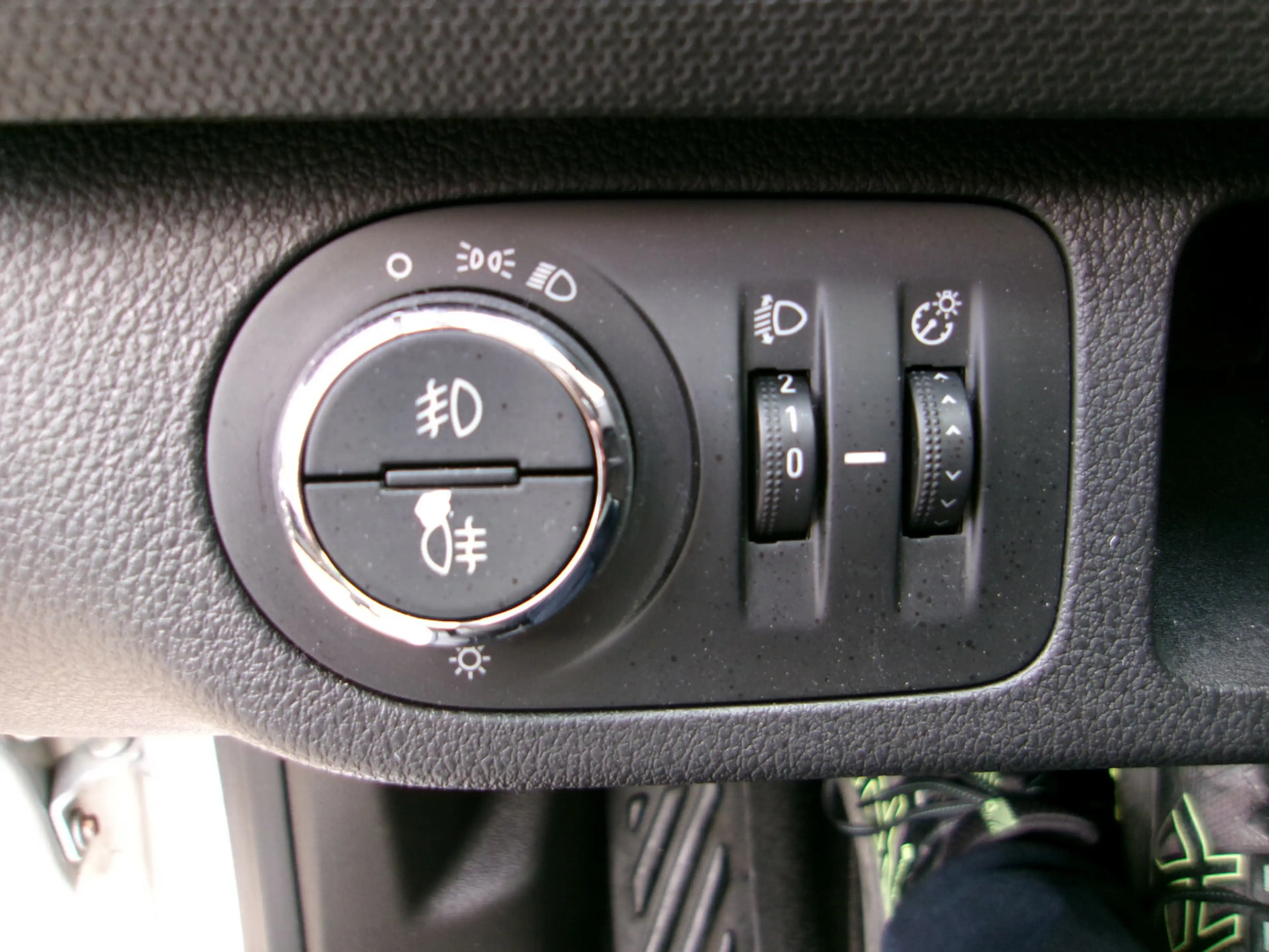 Opel Meriva Drive AHK Szhzg — photo 24