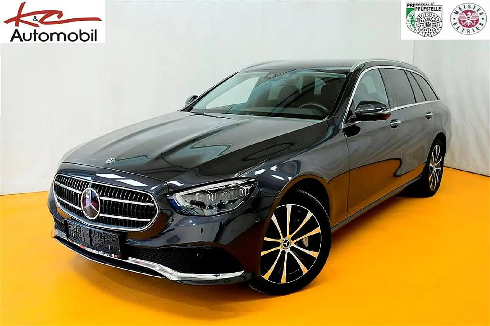 Mercedes-Benz E 300 de PHEV T 4Matic Aut. Grau - 1