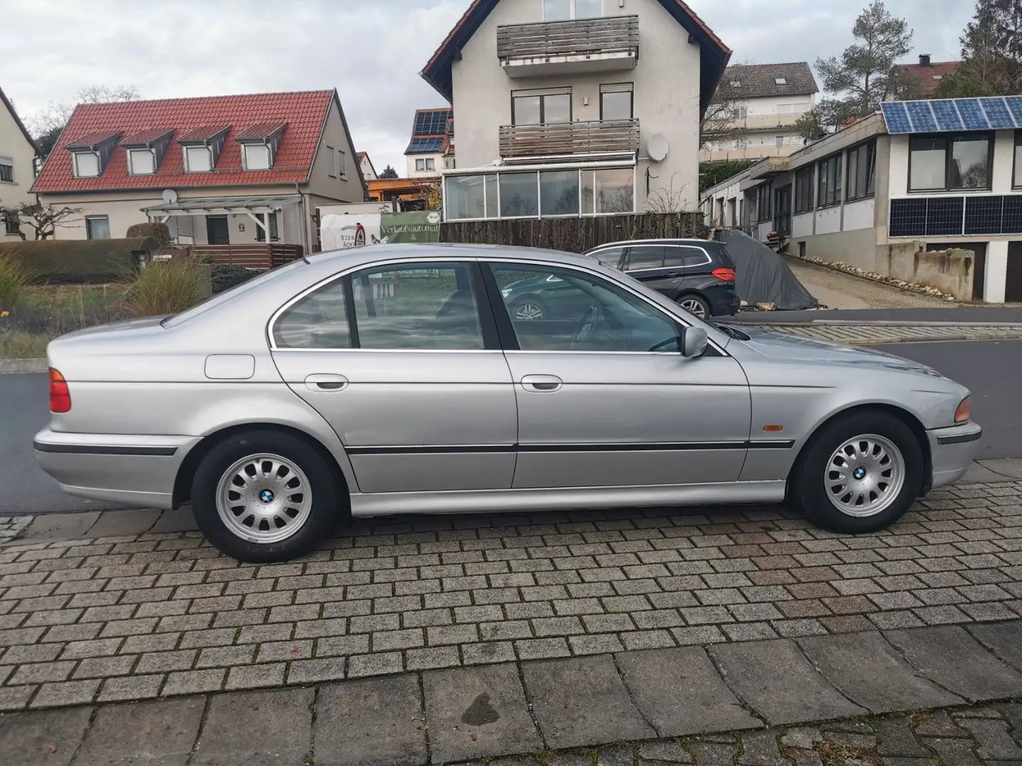 BMW 530 d Lim./Automatik/Navi / AHK / Leder Szürke - 2
