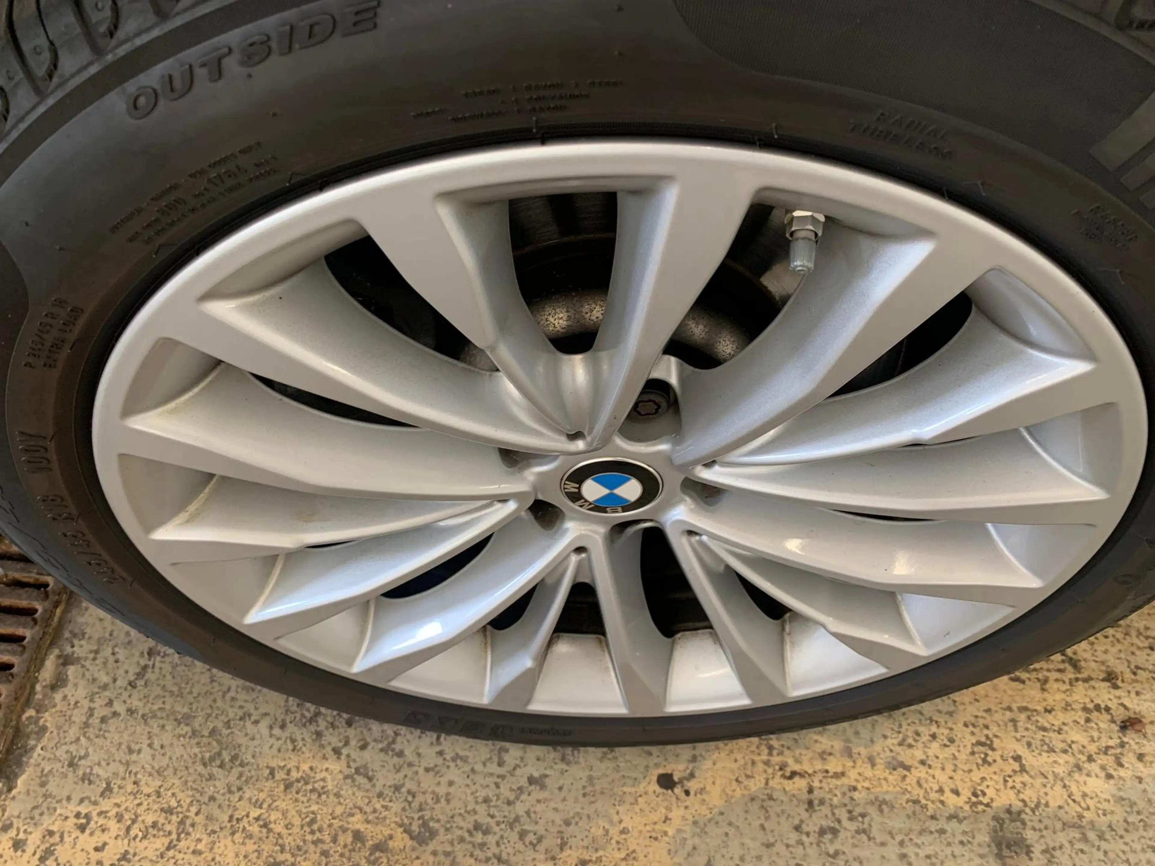 BMW 530 d Luxury DRIVING-PROF/PANORAMA/AHK — photo 10